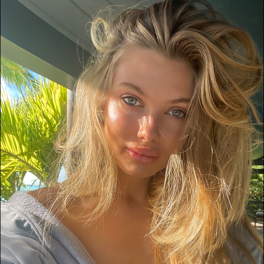 Meet your Posher, Gillian